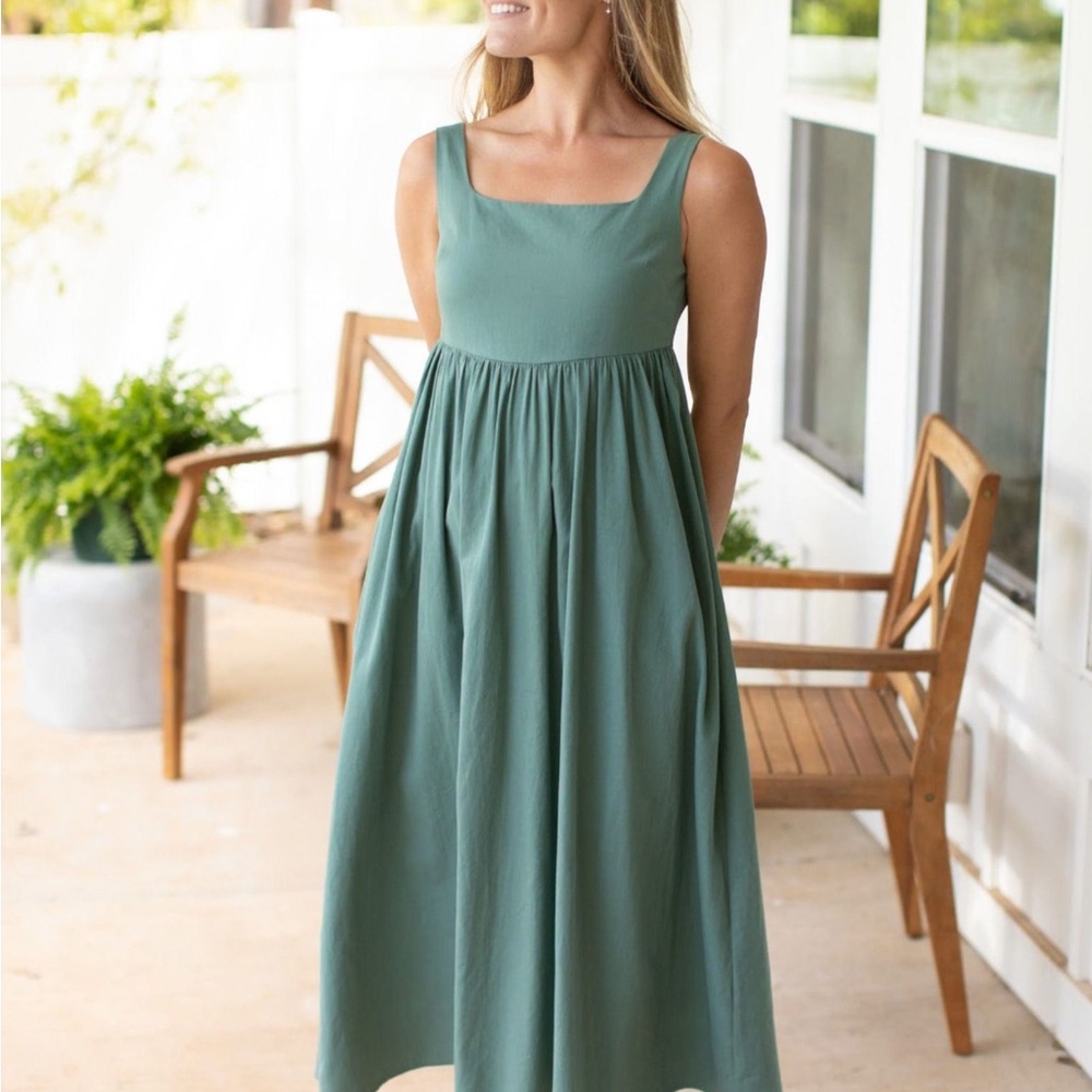NWT Neuflora Elegant Green Sleeveless Dress